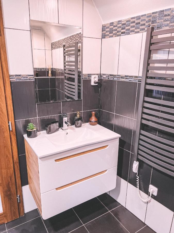 Appartamento Unicorn Hřensko Esterno foto