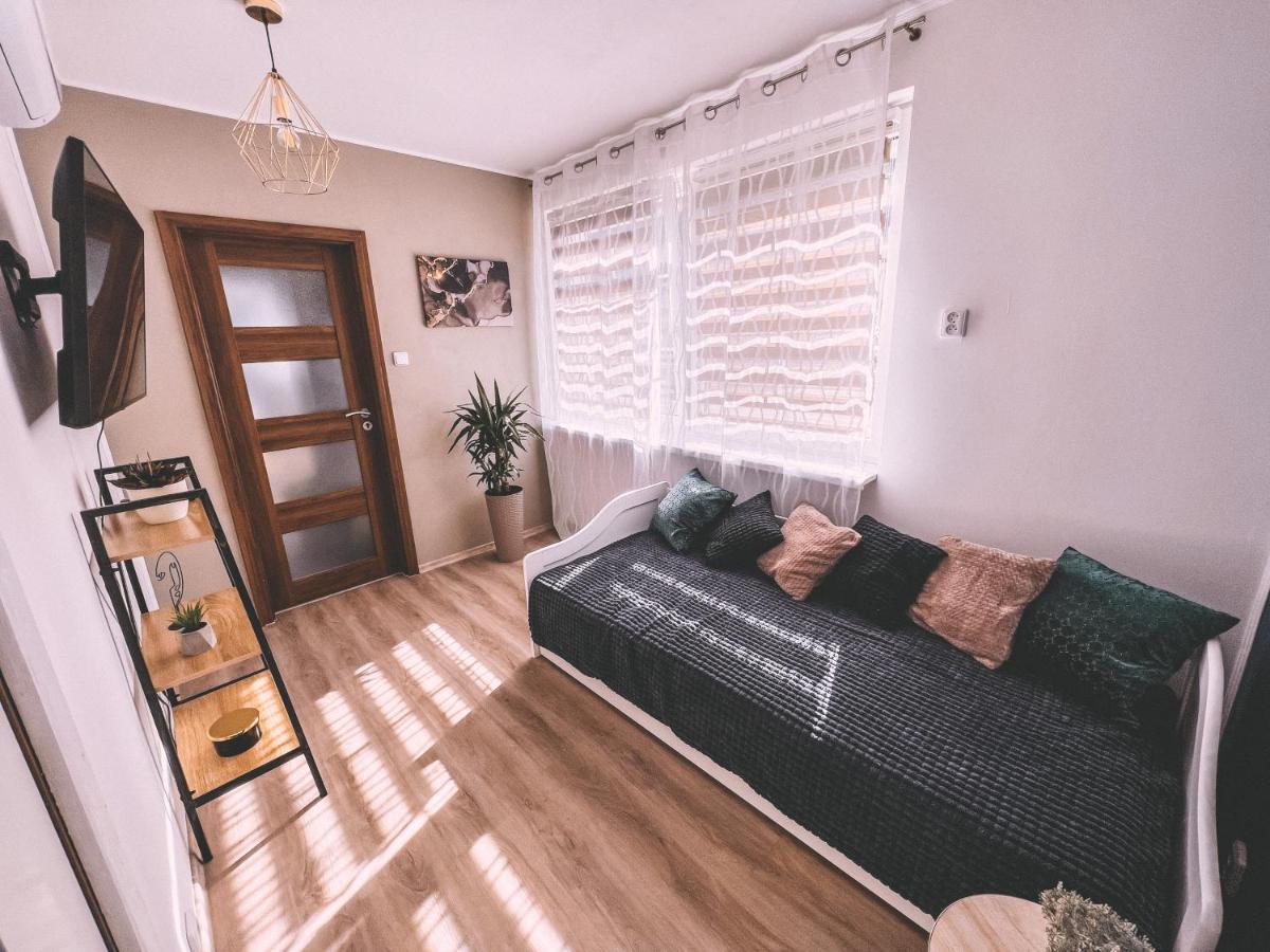 Appartamento Unicorn Hřensko Esterno foto